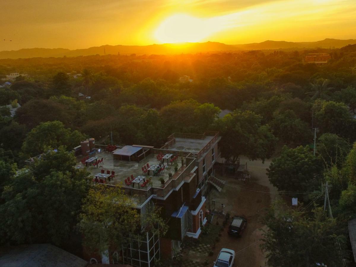 Eternal Lodge Bagan Eksteriør billede